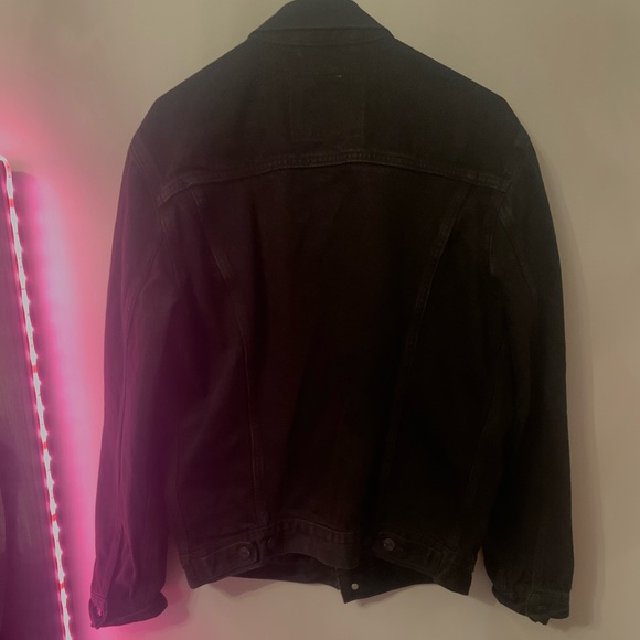 Levi’s Men’s Medium Black Jean Jacket - Picture 3 of 3